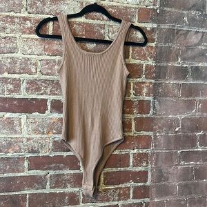 Pink lily brown/tan bodysuit